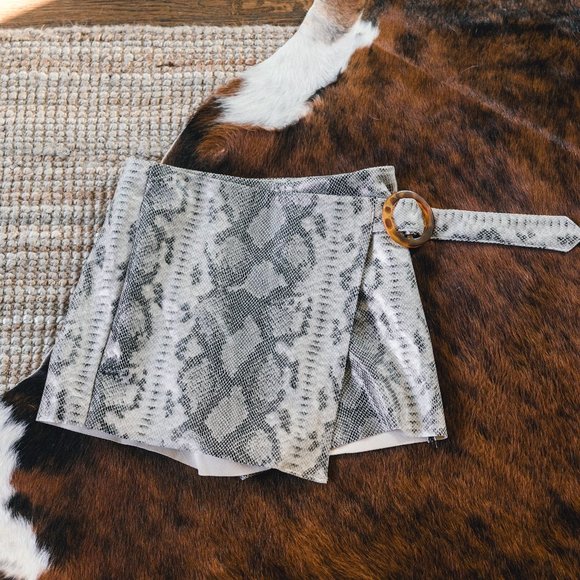 Zara Python Skort - Picture 2 of 4